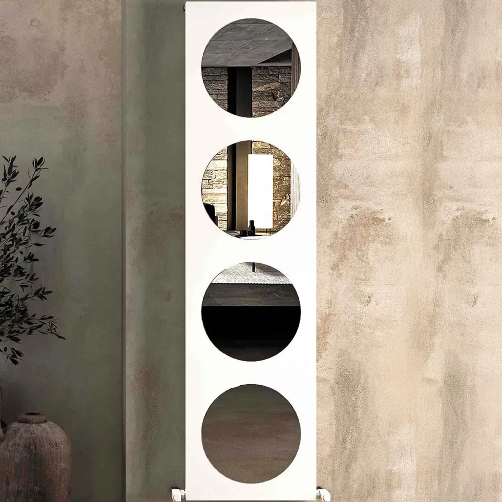 Carisa Circles Aluminium Vertical Mirror Radiator