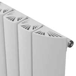 Carisa Gaia Oval Single Panel Horizontal Aluminium Radiator