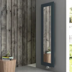 Carisa Quadro Vertical Mirrored Aluminium Radiator