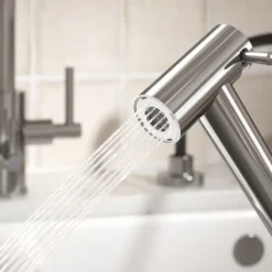 Clearwater Modern Pull Out Rinse