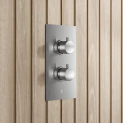 Core 1 Outlet Concealed Shower Valve & Slide Rail Kit with Fluted Handset