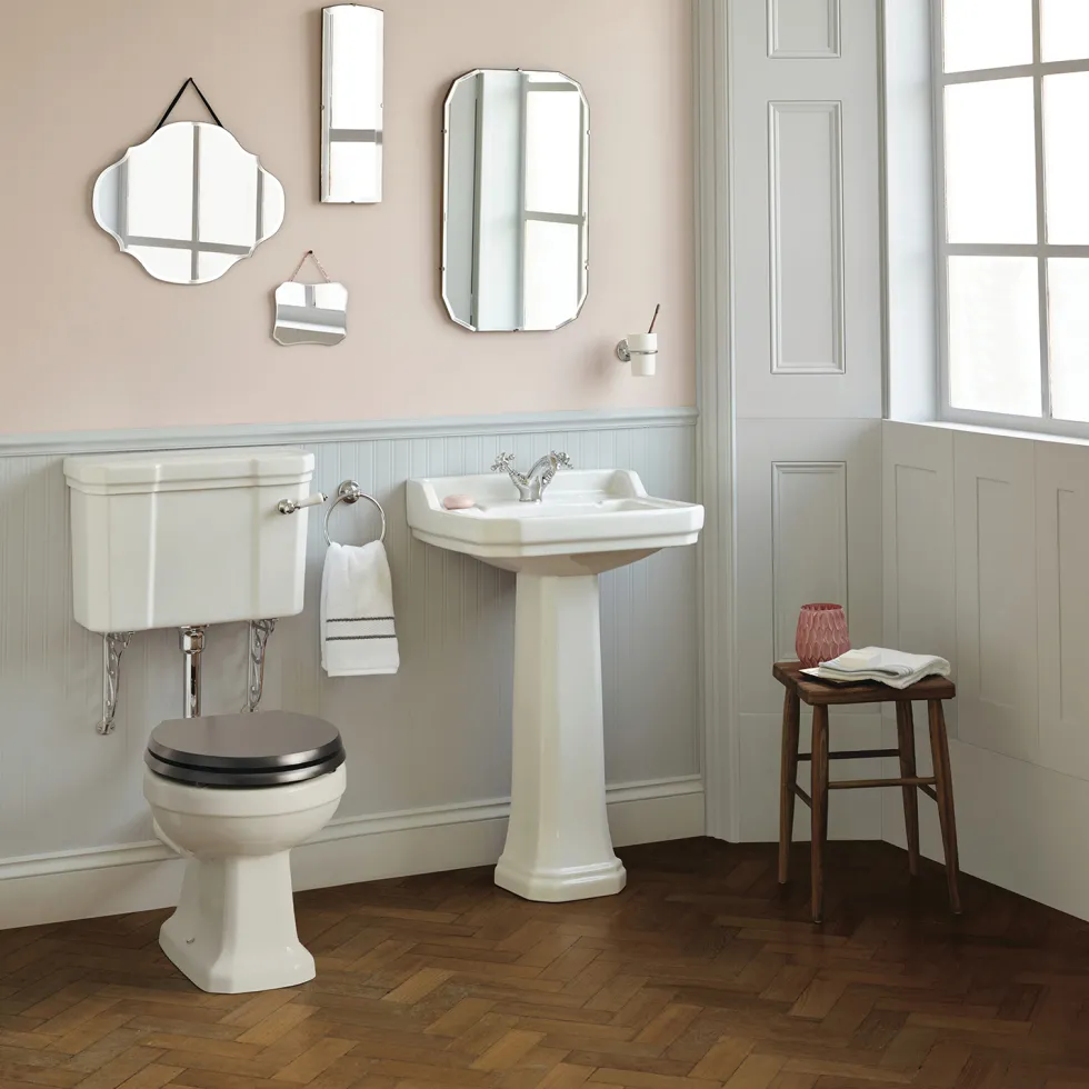 Ideal Standard Waverley 560mm Basin & Full Pedestal