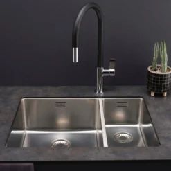Reginox New York 1.5 Bowl Undermount or Inset Stainless Steel Kitchen Sink and Integrated Waste - 580 x 440mm