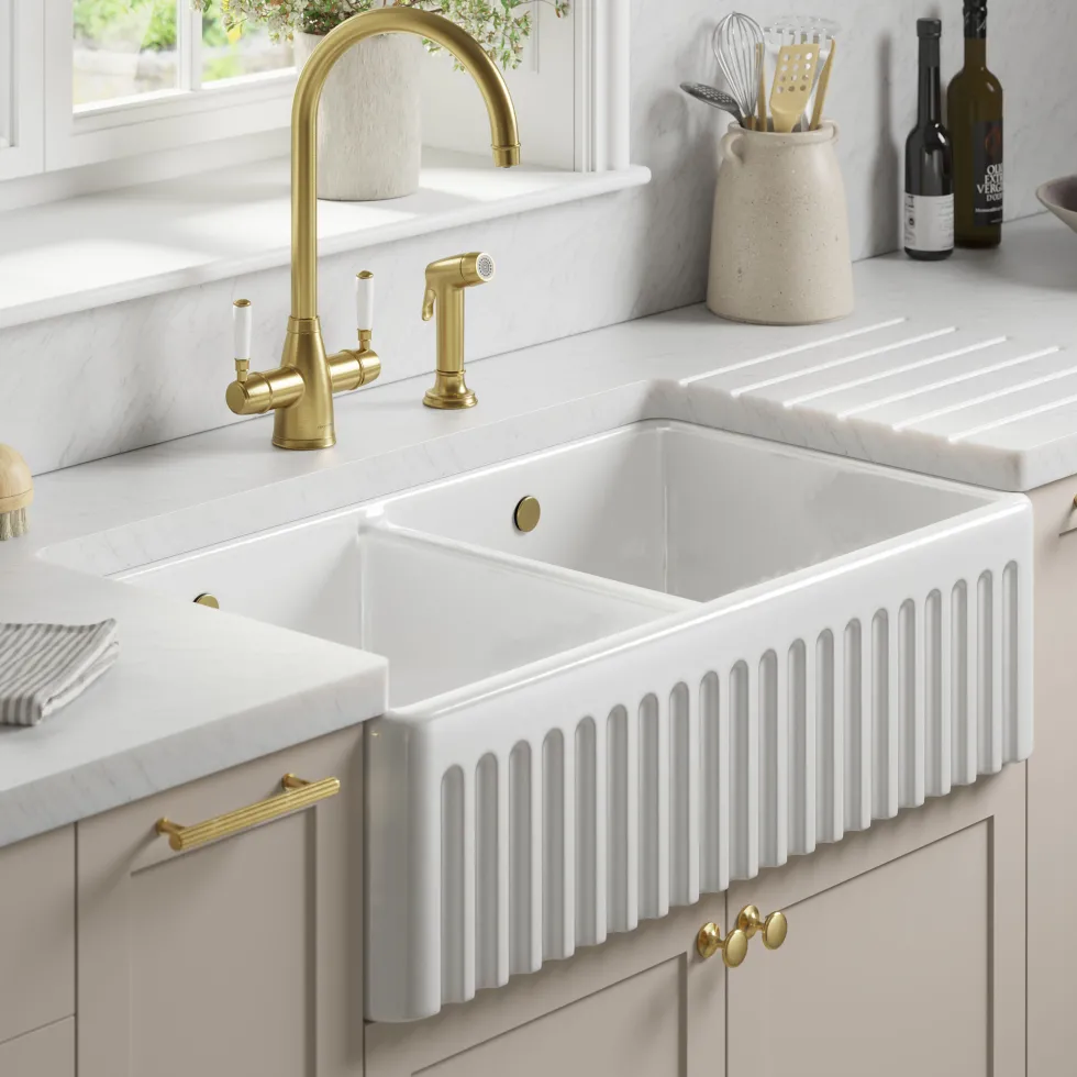 Thomas Denby Buxton 2 Bowl Fluted White Ceramic Belfast Sink - 895 x 465mm