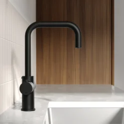 Vellamo Altair 3-in-1 Instant Boiling Water Tap with Boiler & Filter