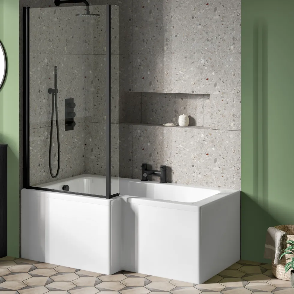 Vellamo City 6mm Matt Black Square Corner Hinged Bath Screen With Fixed Return - 1430 x 780mm