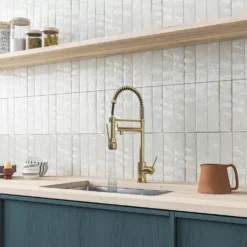 Vellamo Hanbury Professional Kitchen Pullout Spray Tap