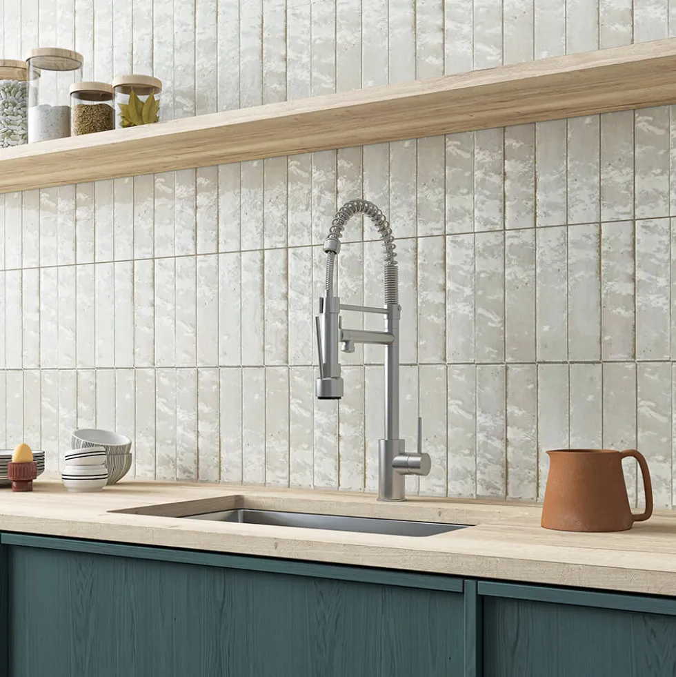 Vellamo Hanbury Professional Kitchen Pullout Spray Tap
