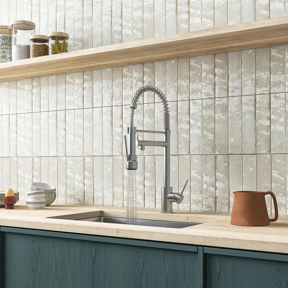 Vellamo Hanbury Professional Kitchen Pullout Spray Tap