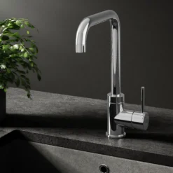Vellamo Koro Single Lever Mono Kitchen Sink Mixer Tap - Polished Chrome
