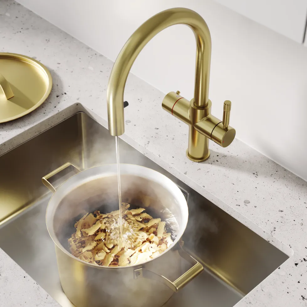 Vellamo Luna 4-in-1 Pull Out Instant Boiling Water Tap with Boiler & Filter