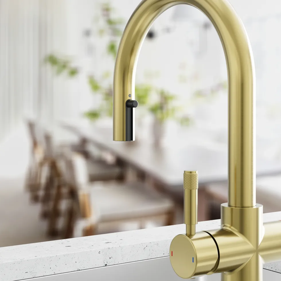 Vellamo Luna 4-in-1 Pull Out Instant Boiling Water Tap with Boiler & Filter