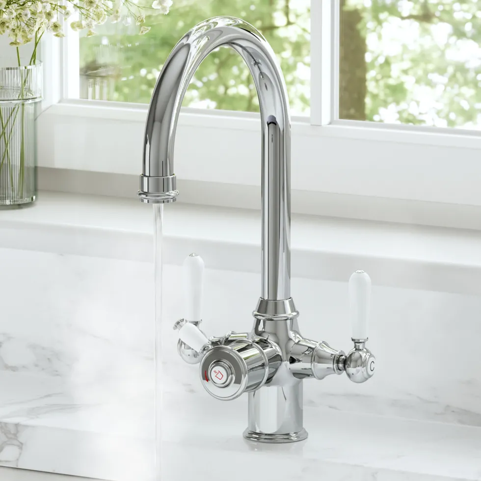 Vellamo Rigel Traditional Cruciform 3-in-1 Instant Boiling Water Tap with Boiler & Filter