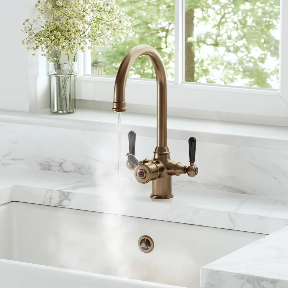 Vellamo Rigel Traditional Cruciform 3-in-1 Instant Boiling Water Tap with Boiler & Filter