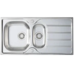 Vellamo Sunrise 1.5 Bowl Satin Stainless Steel Kitchen Sink with Waste, Plumbing Kit & Reversible Drainer - 965 x 500mm