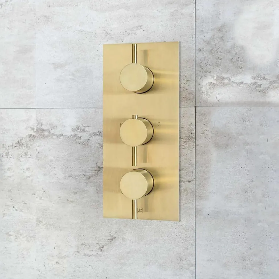 VOS 2 Outlet Concealed Thermostatic Shower Valve (3 Handles)
